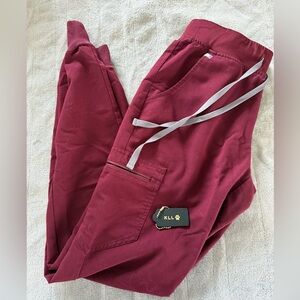 FIGS Maroon scrub jogger - small TALL